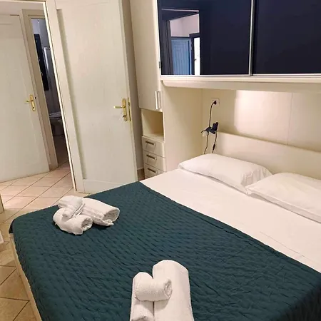 La Muddizza Avec Piscine Appartement